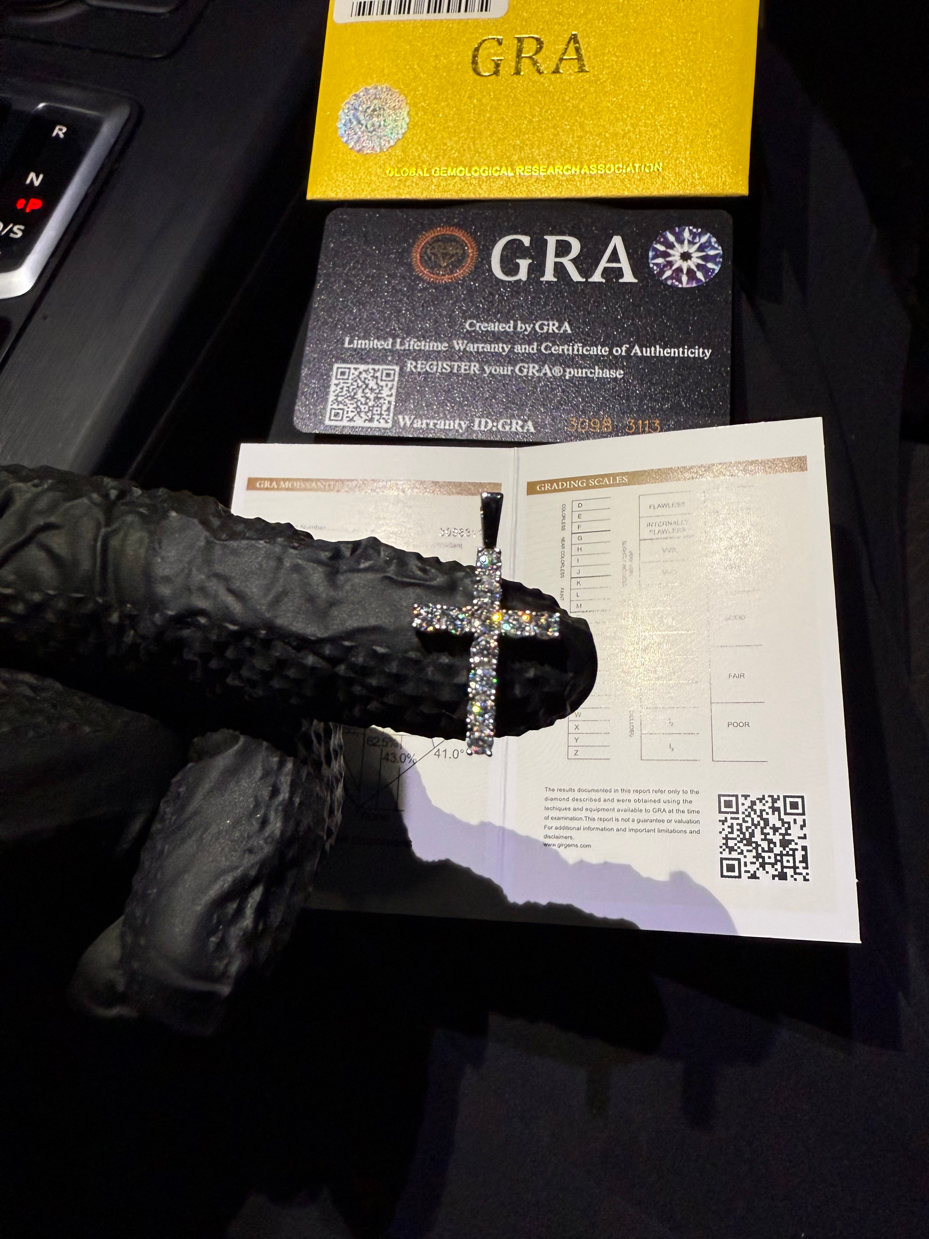 MOISSANITE CROSS PENDANT  925 SILVER - VVS1 - D COLOUR